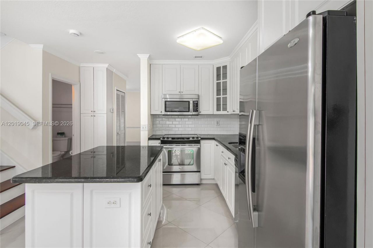 7773 SW 94th Lane , Miami, FL 33156 Photo
