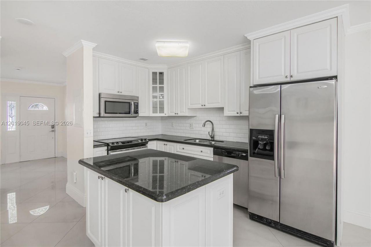 7773 SW 94th Lane , Miami, FL 33156 Photo