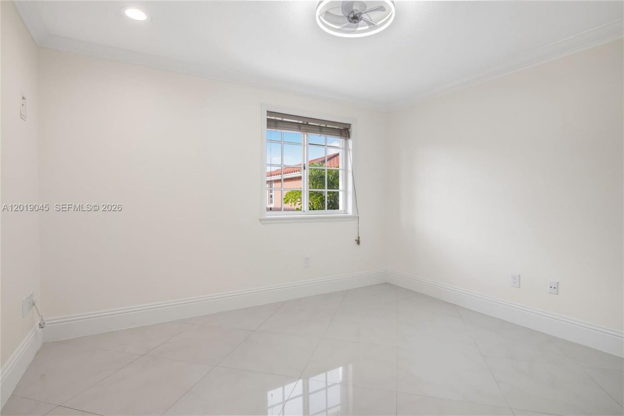 7773 SW 94th Lane , Miami, FL 33156 Photo