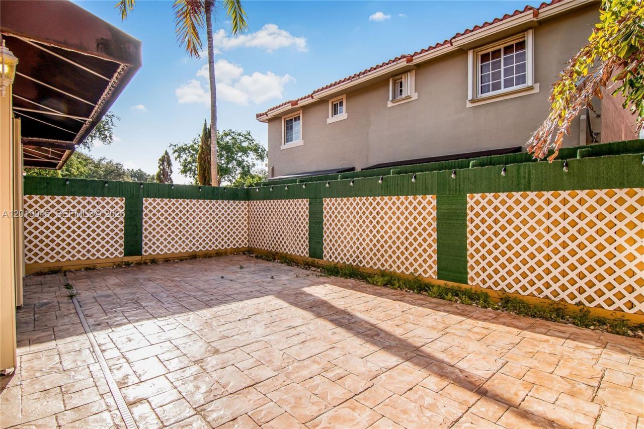 7773 SW 94th Lane , Miami, FL 33156 Photo