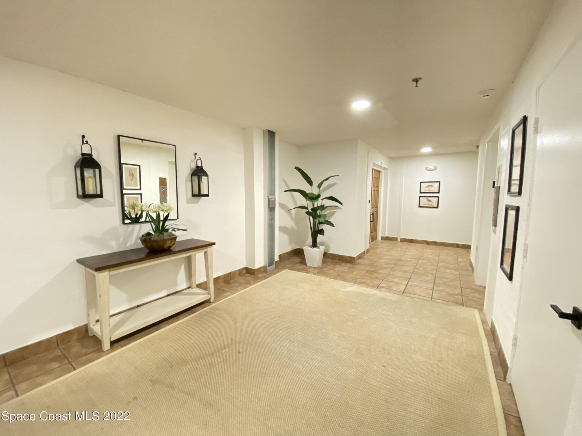 333 N Atlantic Avenue , Unit 305, Cocoa Beach, FL 32931 Photo