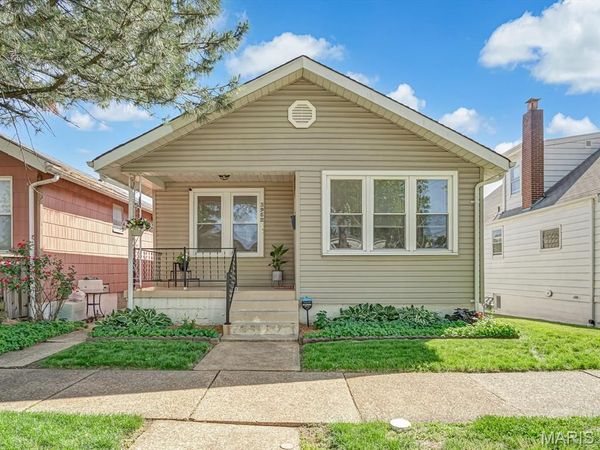 3952 Itaska Street , St Louis, MO 63116