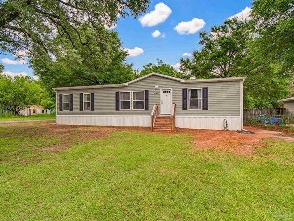 4508 Arcadia St, Milton, FL 32583