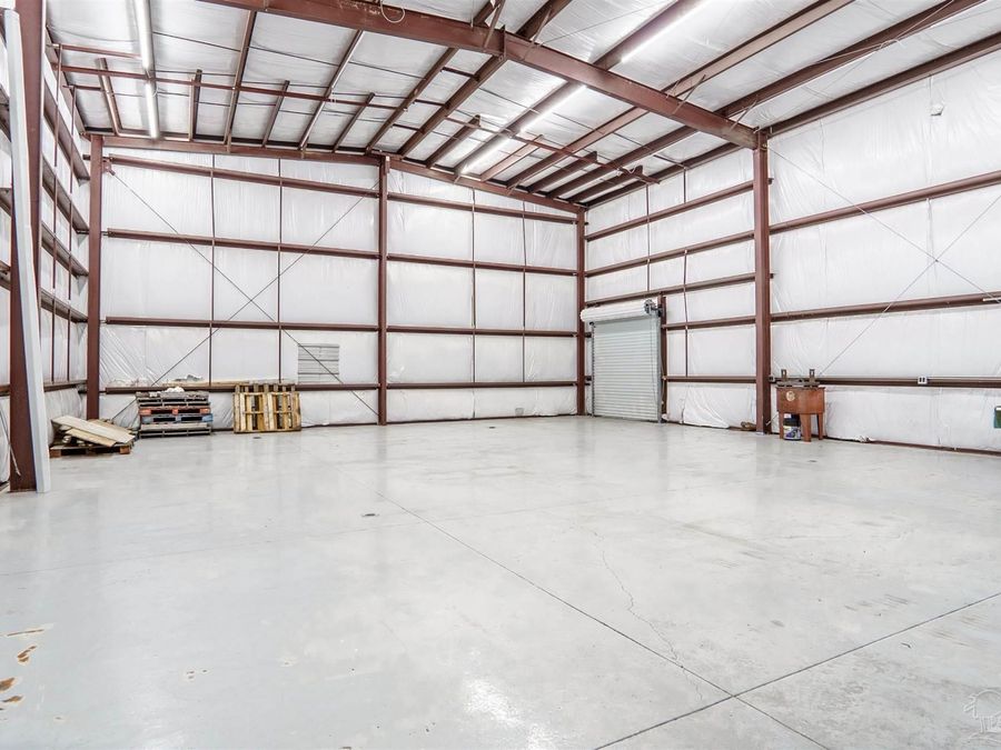 Property Image 39