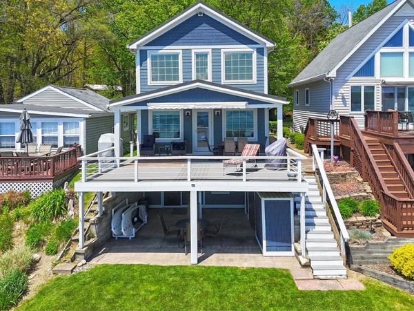 66937 Lakeshore Drive, Dowagiac, MI 49047
