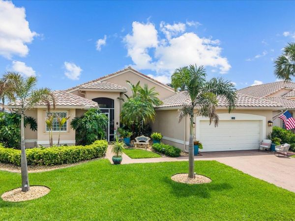 482 NW Blue Lake Drive, Port St. Lucie, FL 34986