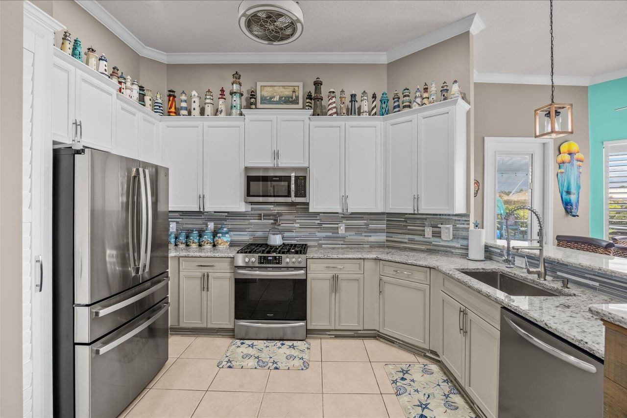 482 NW Blue Lake Drive, Port Saint Lucie, FL 34986 Photo