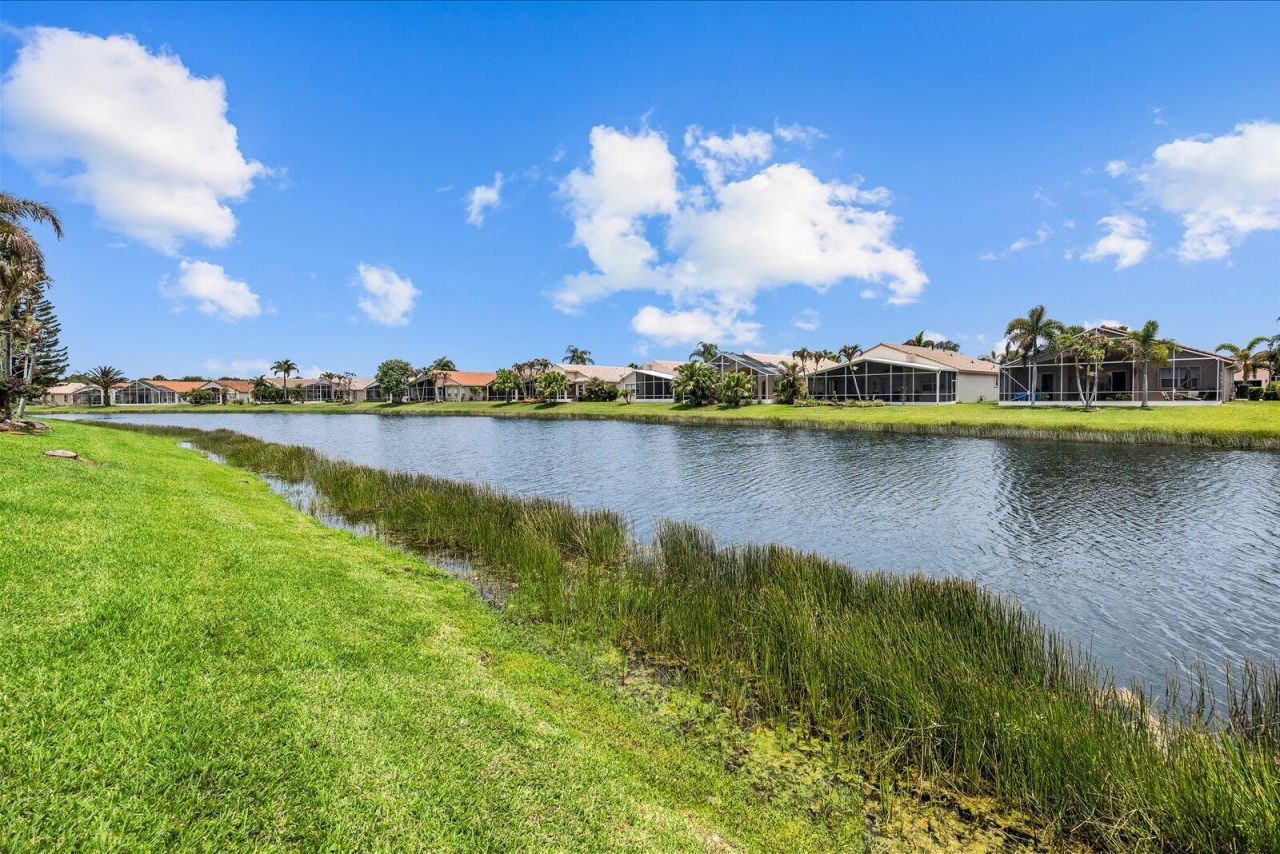 482 NW Blue Lake Drive, Port Saint Lucie, FL 34986 Photo