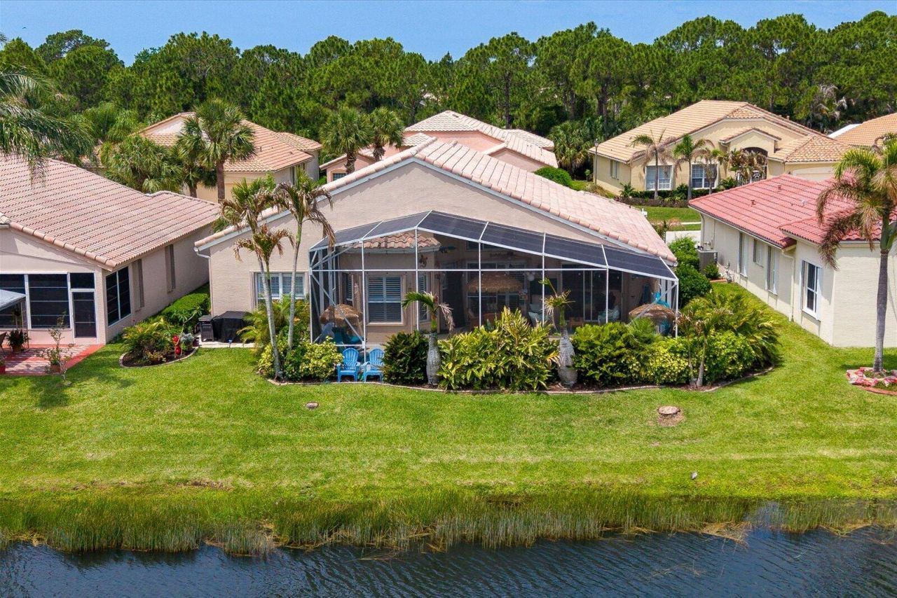 482 NW Blue Lake Drive, Port Saint Lucie, FL 34986 Photo