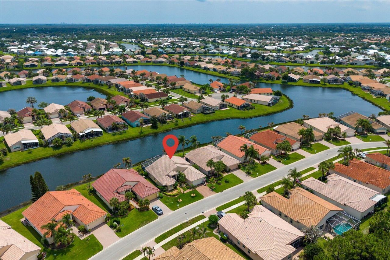 482 NW Blue Lake Drive, Port Saint Lucie, FL 34986 Photo