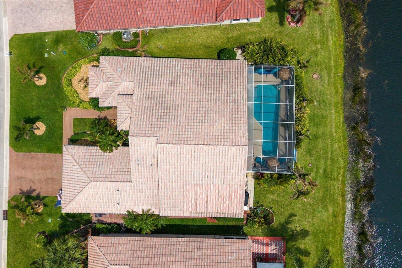 482 NW Blue Lake Drive, Port Saint Lucie, FL 34986 Photo