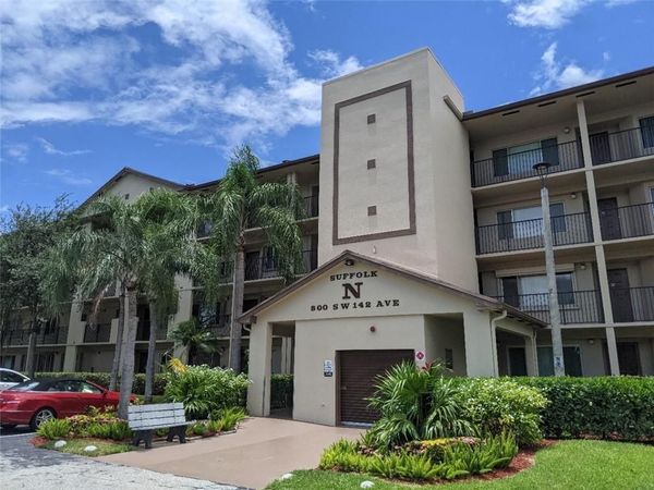 800 SW 142nd, Unit 401n, Pembroke Pines, FL 33027