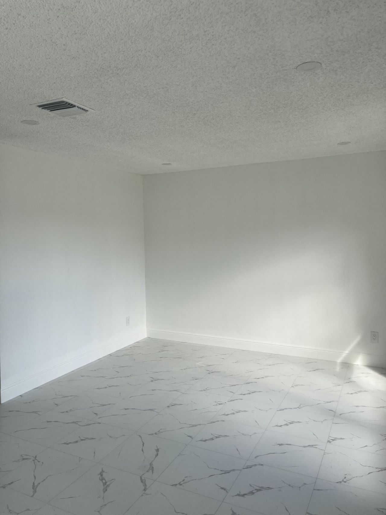 2747 Summit Boulevard, West Palm Beach, FL 33406 Photo