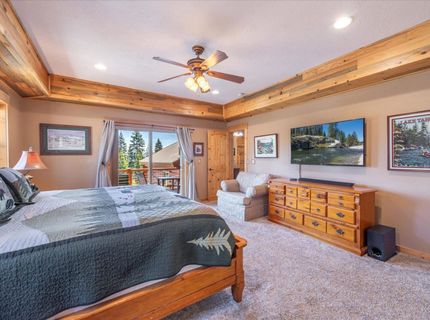 14240 Skislope Way, Truckee, CA 96161 Photo