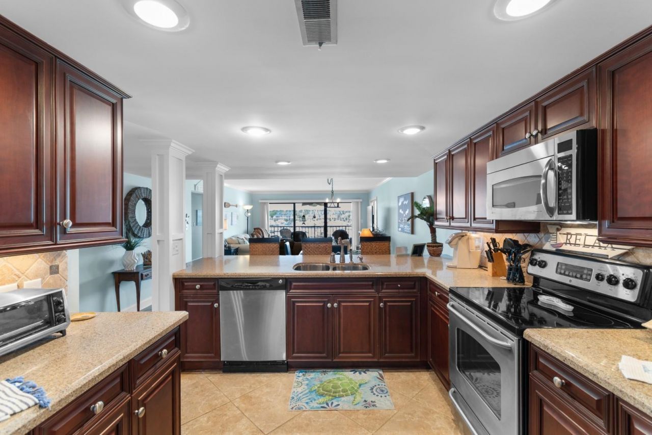 4390 Bimini Ct.  Photo 5