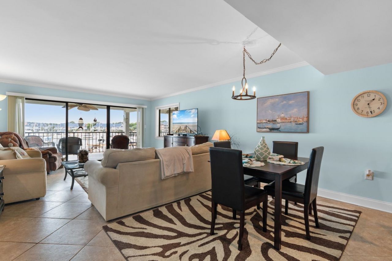 4390 Bimini Ct.  Photo 7