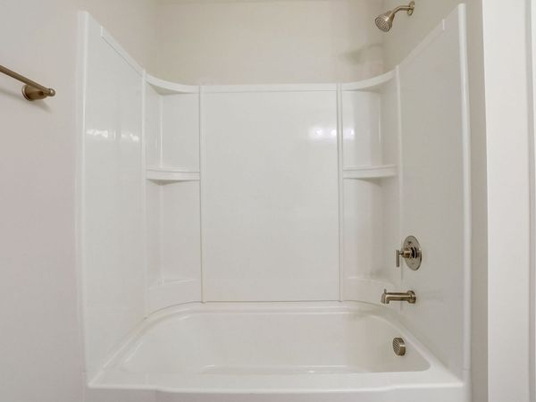 165 Rothwood PVT Drive , Hendersonville, TN 37075