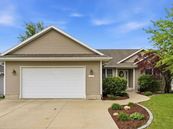 2407 Green Creek Road, Cedar Falls, IA 50613