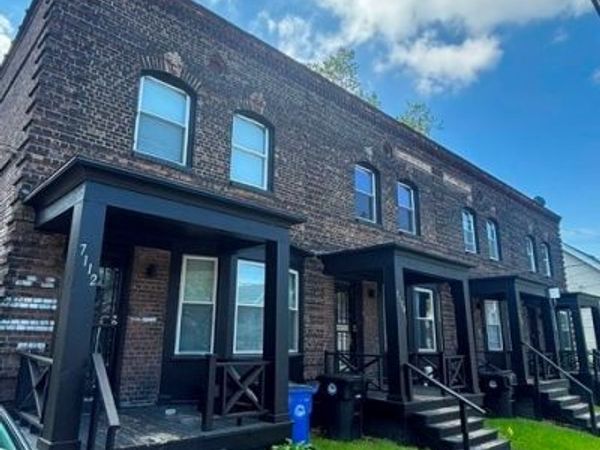 7112 Ottawa Road, Cleveland, OH 44105