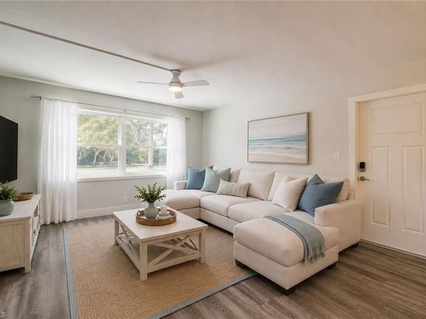 975 9th AVE S, Unit 11, NAPLES, FL 34102