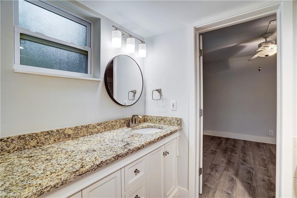 975 9th Ave S, Unit 11, Naples, FL 34102 Photo