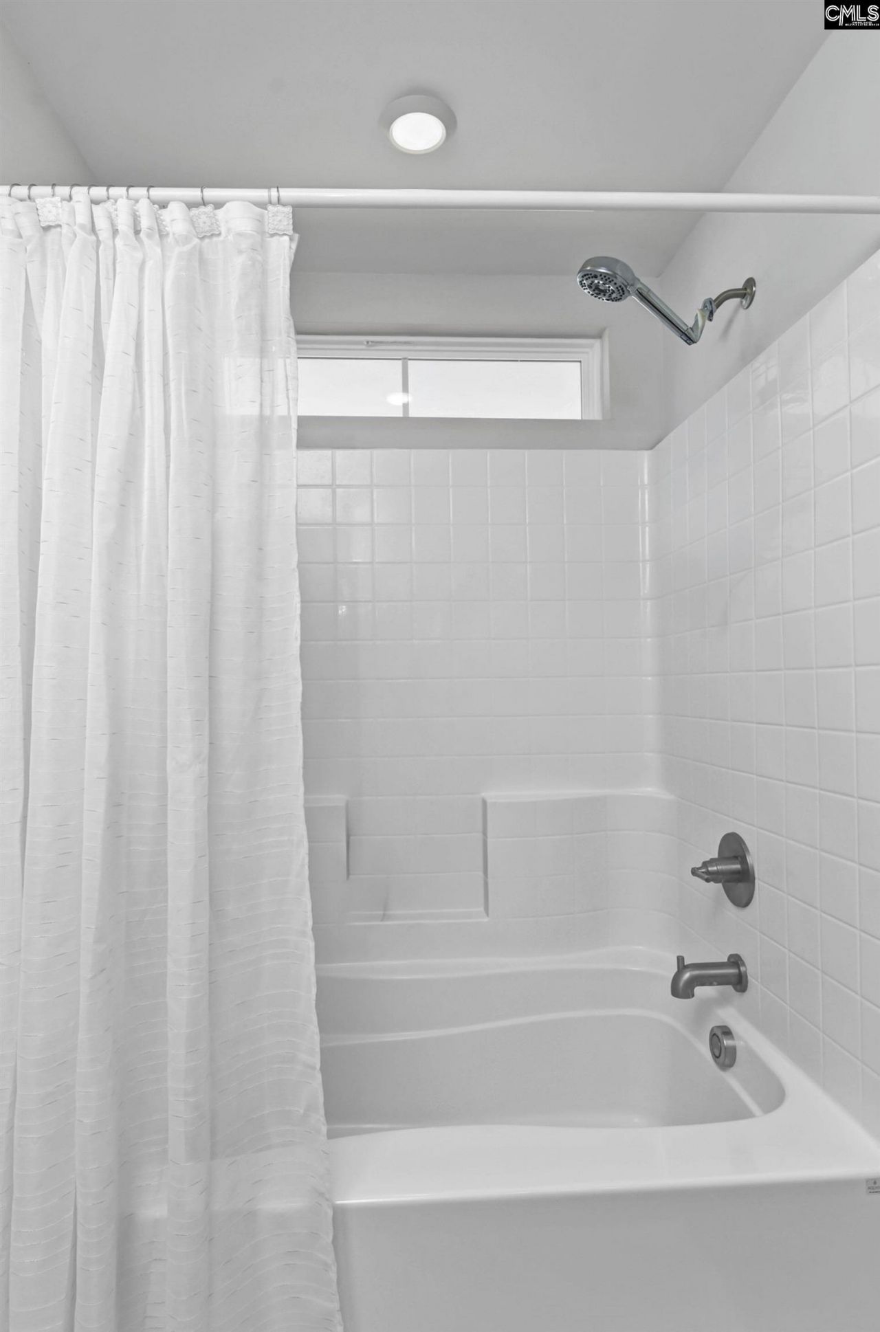 1053 Ashcroft Circle Photo 15