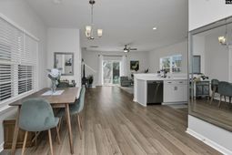 1053 Ashcroft Circle photo 4