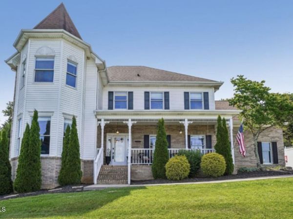 2308 Granite Drive, Johnson City, TN 37604