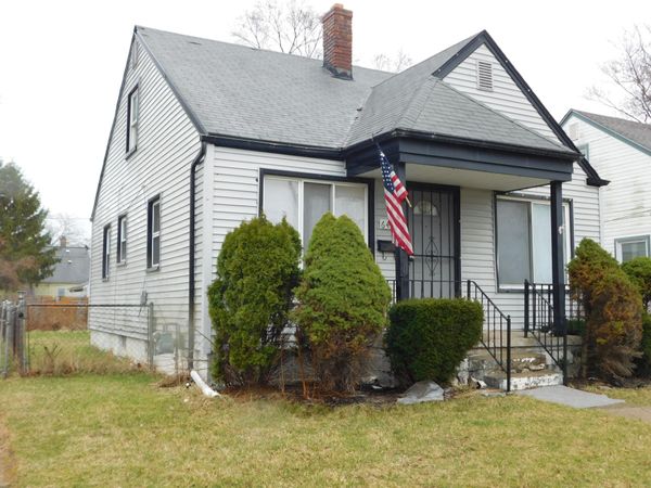 6490 Stahelin Avenue, Detroit, MI 48228