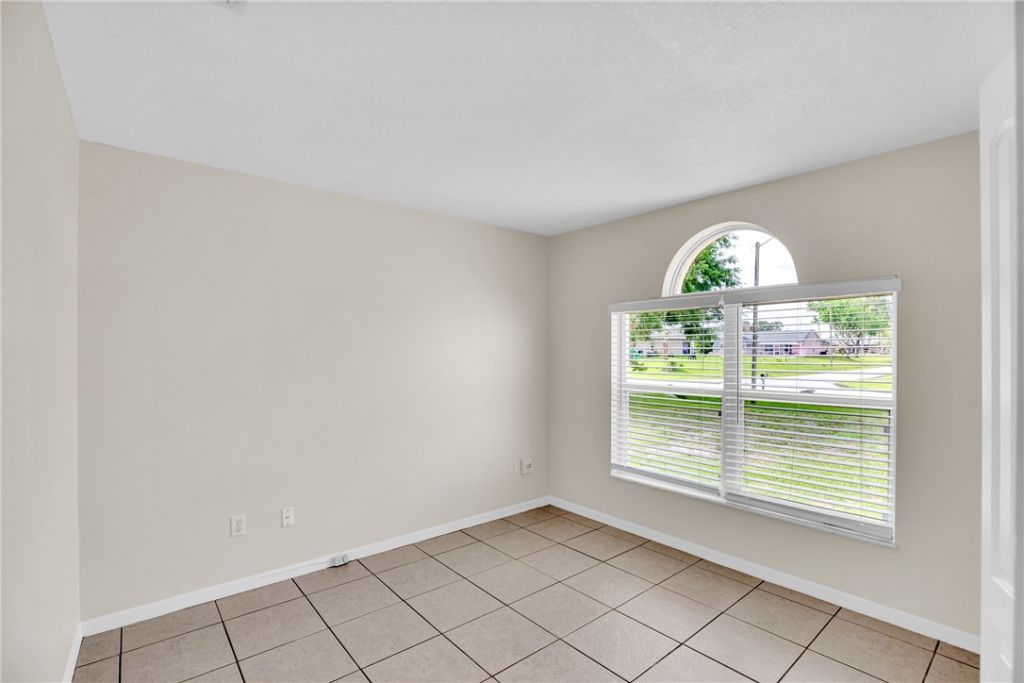 980 Dolphin Avenue, Sebastian, FL 32958 Photo