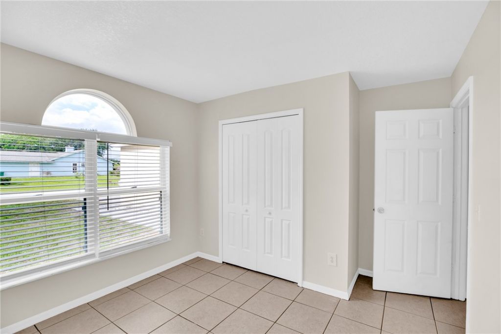 980 Dolphin Avenue, Sebastian, FL 32958 Photo
