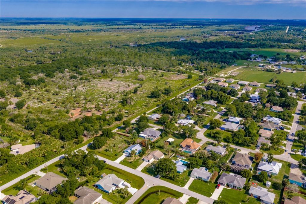 980 Dolphin Avenue, Sebastian, FL 32958 Photo