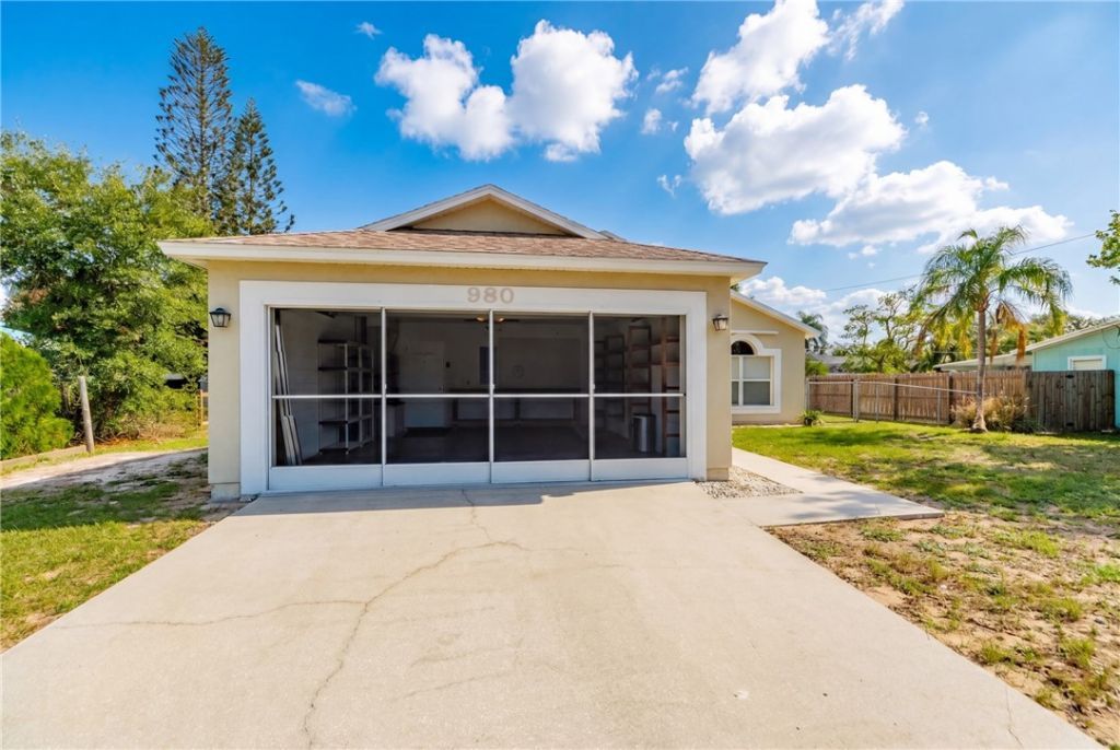 980 Dolphin Avenue, Sebastian, FL 32958 Photo