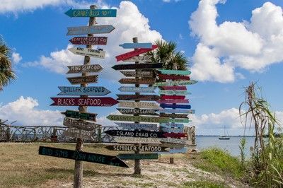 980 Dolphin Avenue, Sebastian, FL 32958 Photo