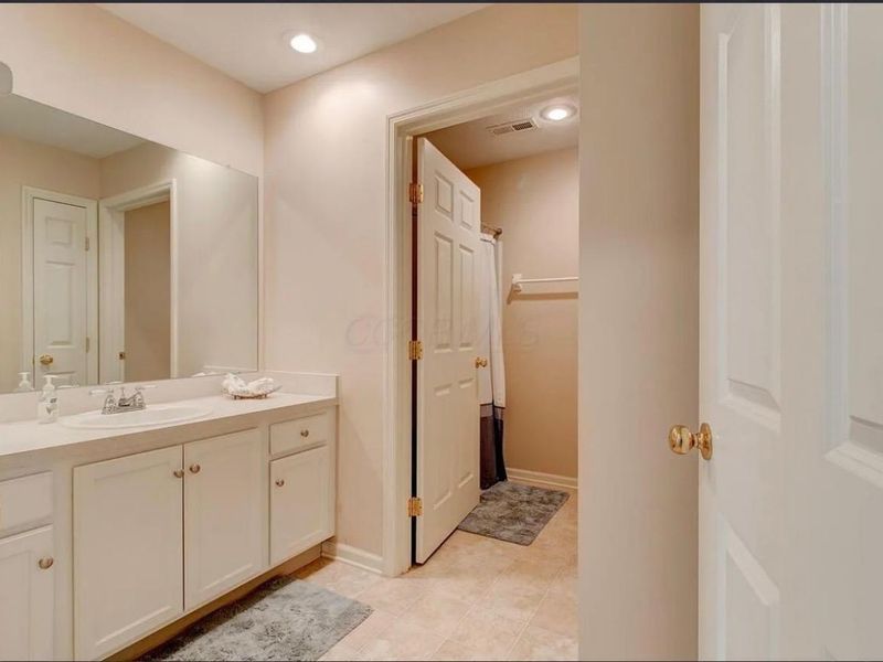5172 Vinings Bend , Unit 5172C, Dublin, OH 43016 Photo 15