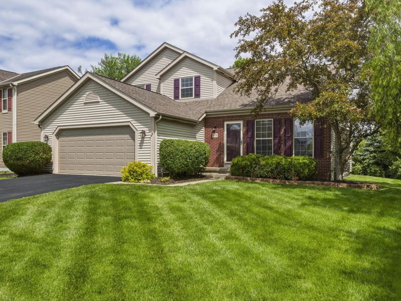 6558 Hemmingford Drive, Canal Winchester, OH 43110 Photo 2