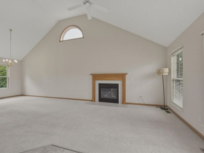 6558 Hemmingford Drive, Canal Winchester, OH 43110 Photo 8