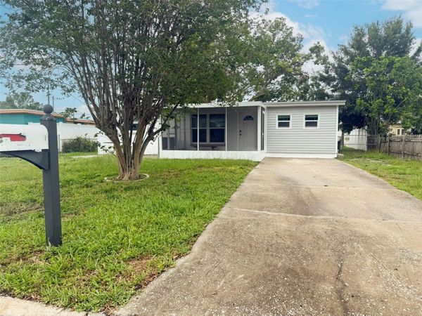 8096 ROSE TERRACE, SEMINOLE, FL 33777