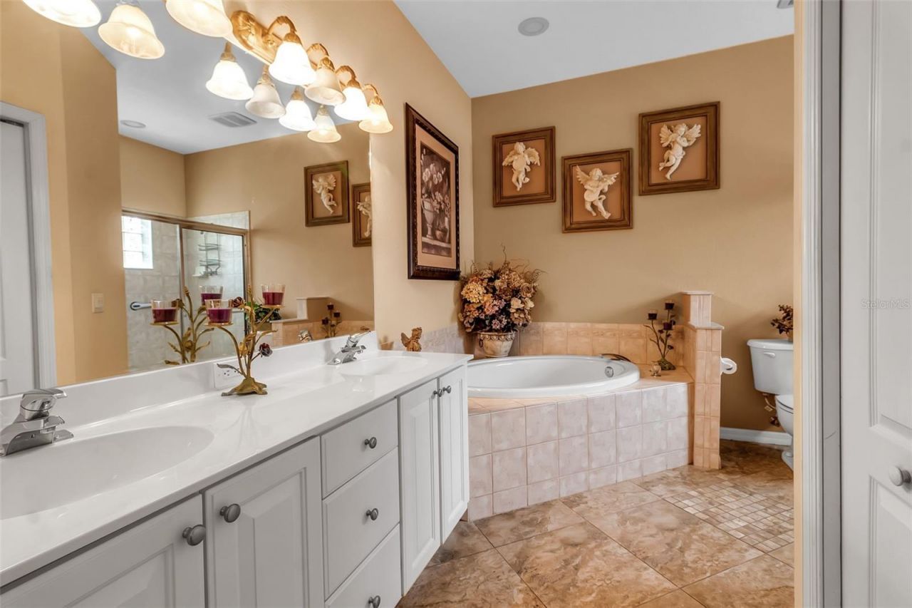 5220 Creekside Trail, Sarasota, FL 34243 Photo