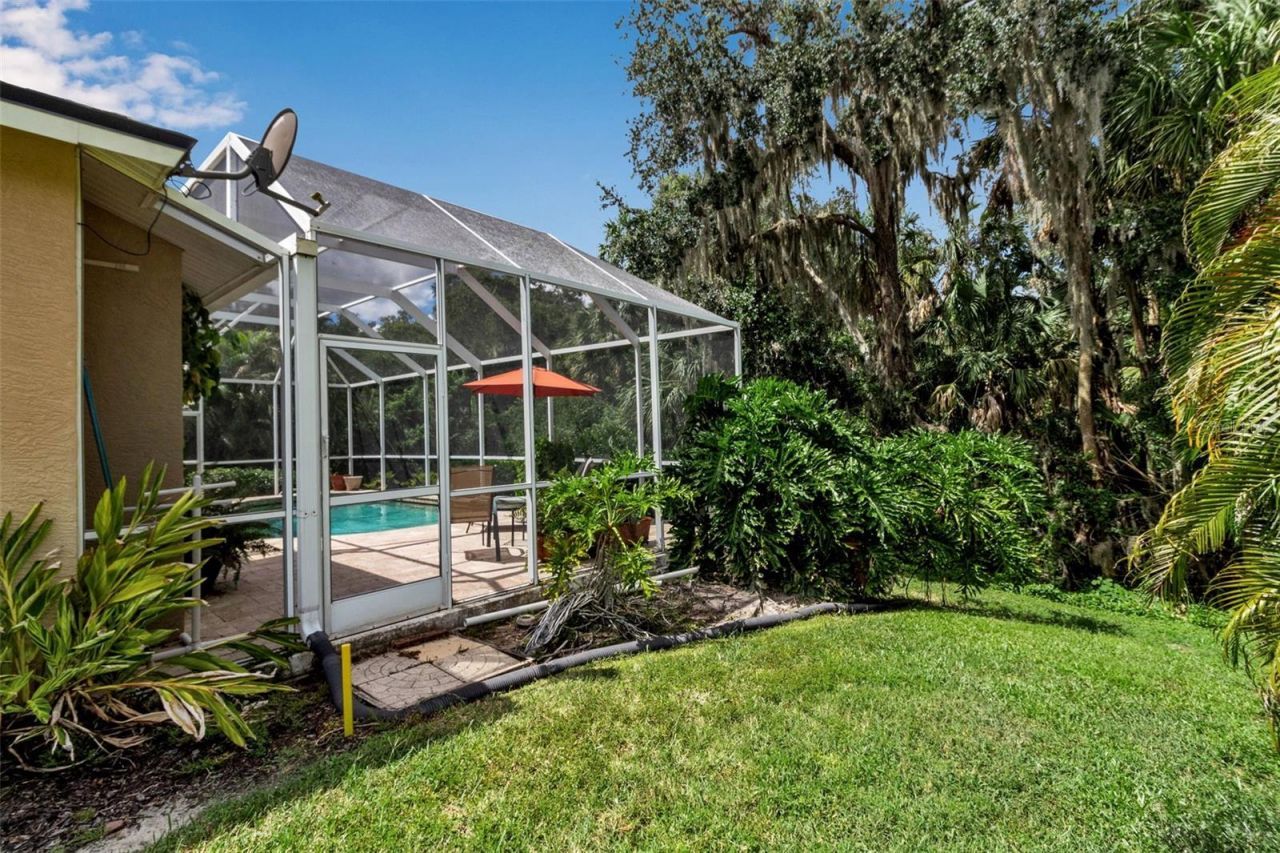5220 Creekside Trail, Sarasota, FL 34243 Photo
