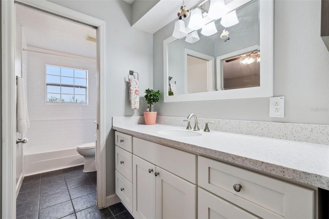 6506 Franconia Drive, Belle Isle, FL 32812 Photo