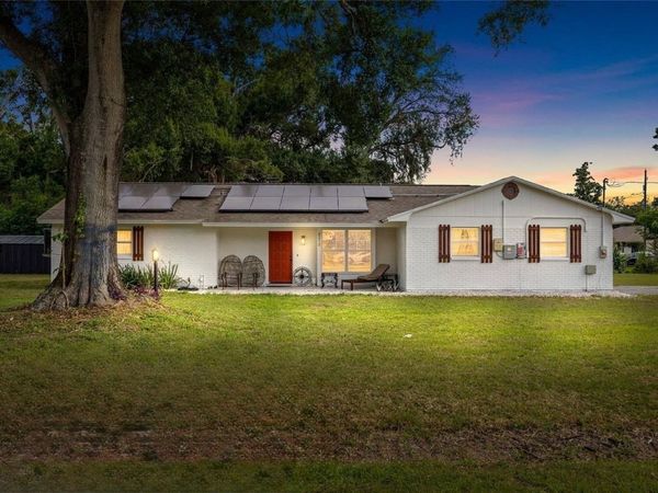 8212 SUNNY VALE PLACE , TAMPA, FL 33615