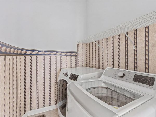 6808 YARDLEY OAKS COURT, TAMPA, FL 33625