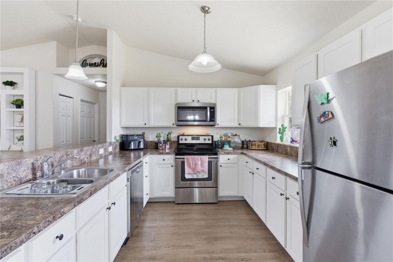 125 N Independence Highway , Inverness, FL 34453 Photo