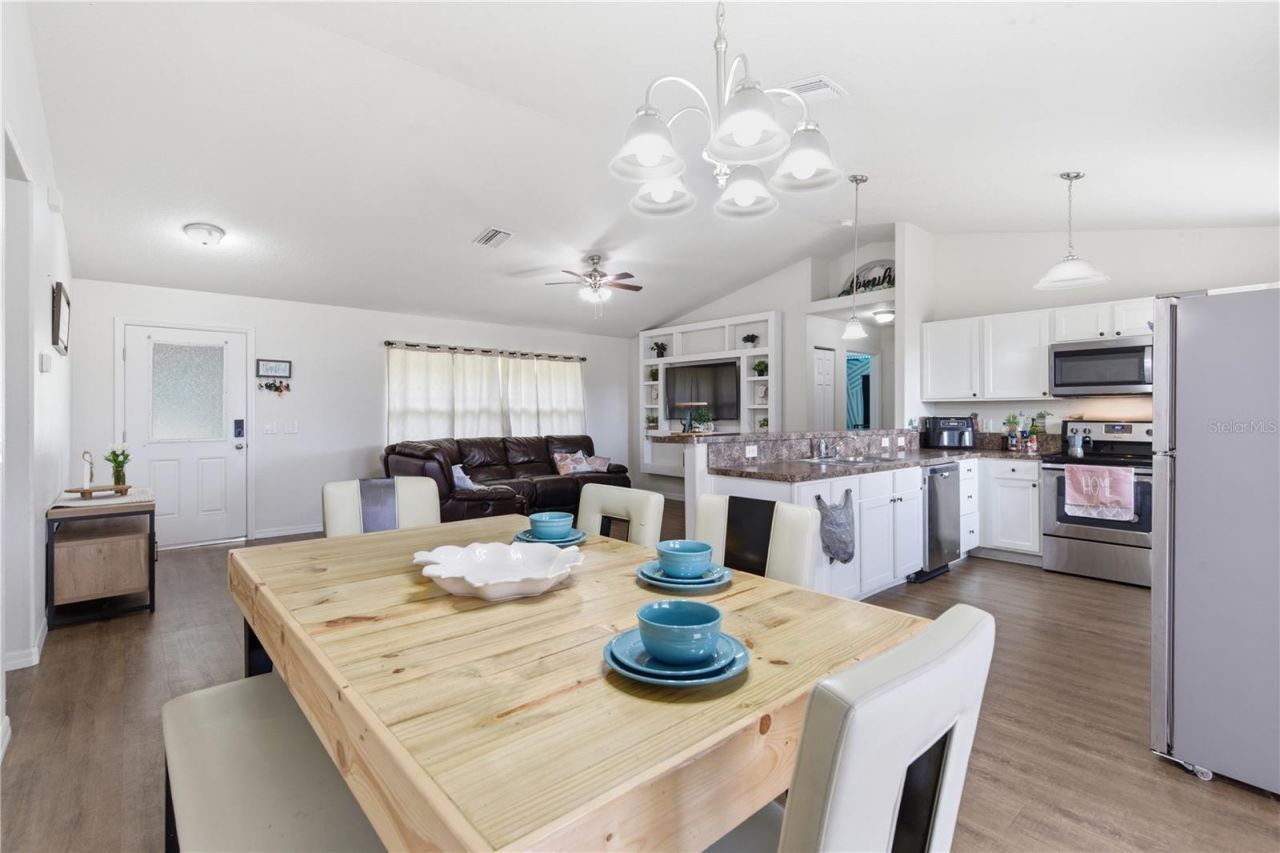 125 N Independence Highway , Inverness, FL 34453 Photo