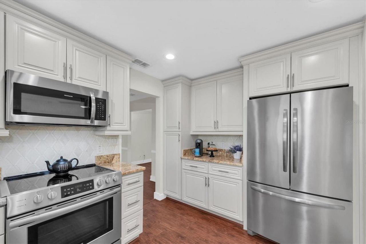 6212 20th Street S, Saint Petersburg, FL 33712 Photo