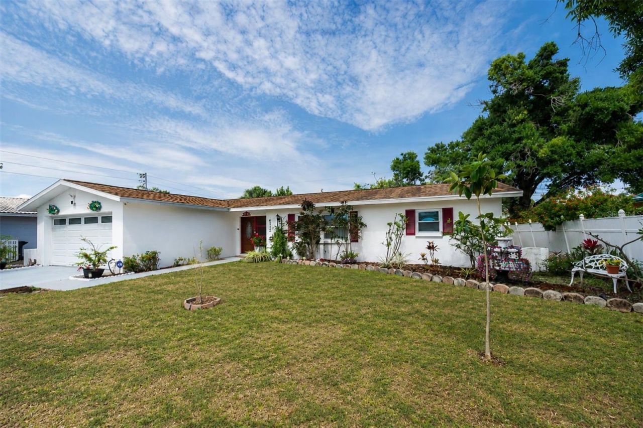 6212 20th Street S, Saint Petersburg, FL 33712 Photo