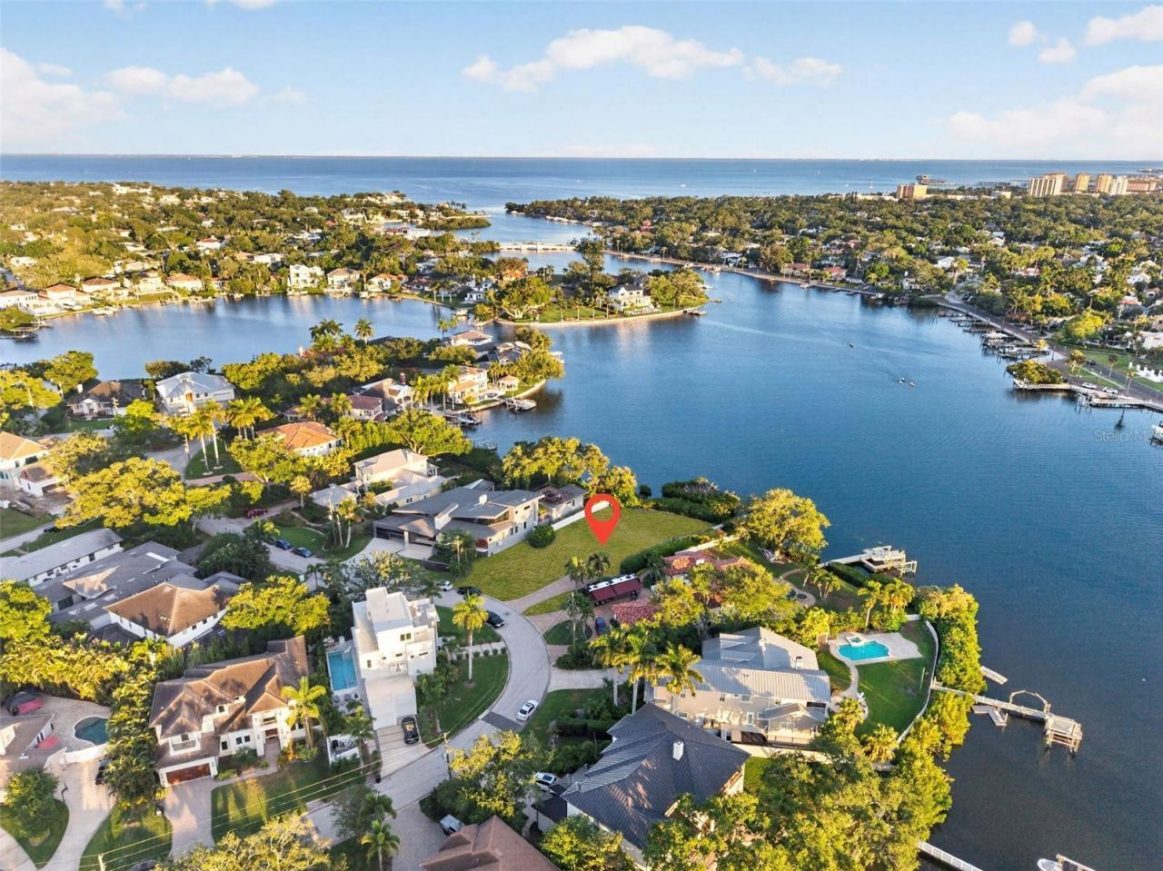 1026 Monterey Boulevard Ne, Saint Petersburg, FL 33704 Photo