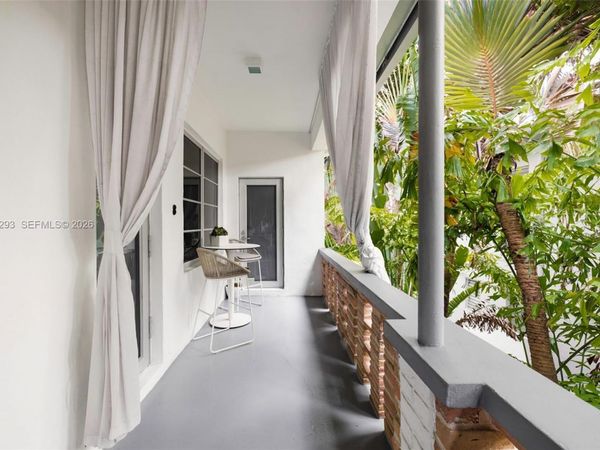 1551 Lenox Ave, Unit 8, Miami Beach, FL 33139