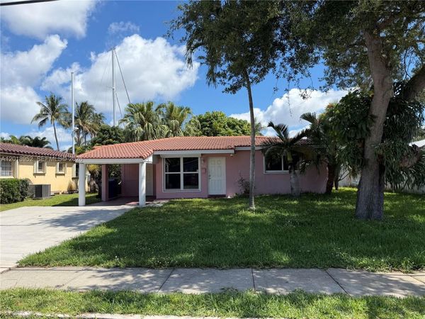917 Mandarin Isle , Fort Lauderdale, FL 33315